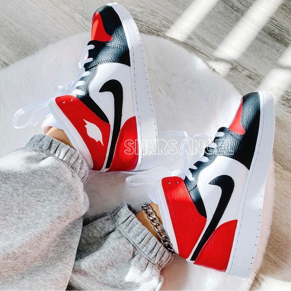 Air Jordan Mid Chicago Custom Nike Custom Air Jordan Mid Sneakers